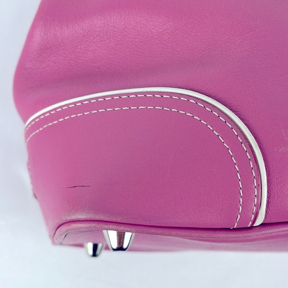 Coach Hamptons Lilac and White Leather Hand Bag M3Q-9605 Zip Closure Purse - Picture 6 of 16